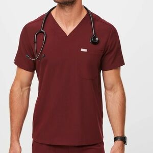 FIGS Chisec Three-Pocket Scrub Top, Burgundy, Size Large, NWT